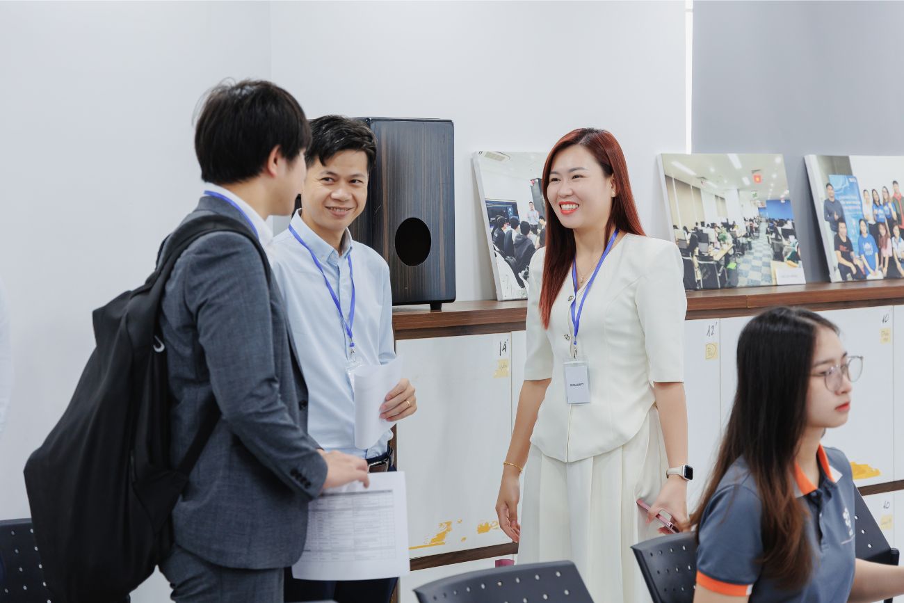 MC Solutions build up relationship at Yokohama - Danang Summer IT Day 2024