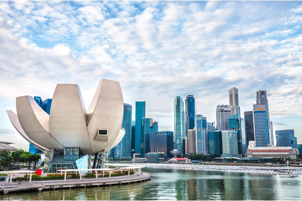 Singapore’s Carbon Regulations For Businesses: Complete List 2024